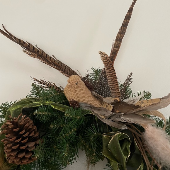 Rustic Wildlife Winter Wreath 17” by 19” Holiday Christmas - Picture 2 of 10